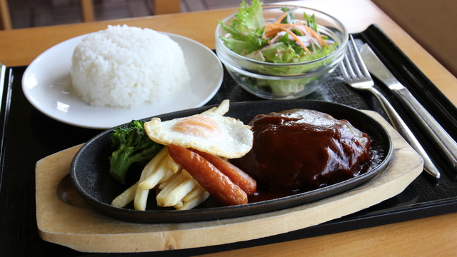 自家製手作りハンバーグ
